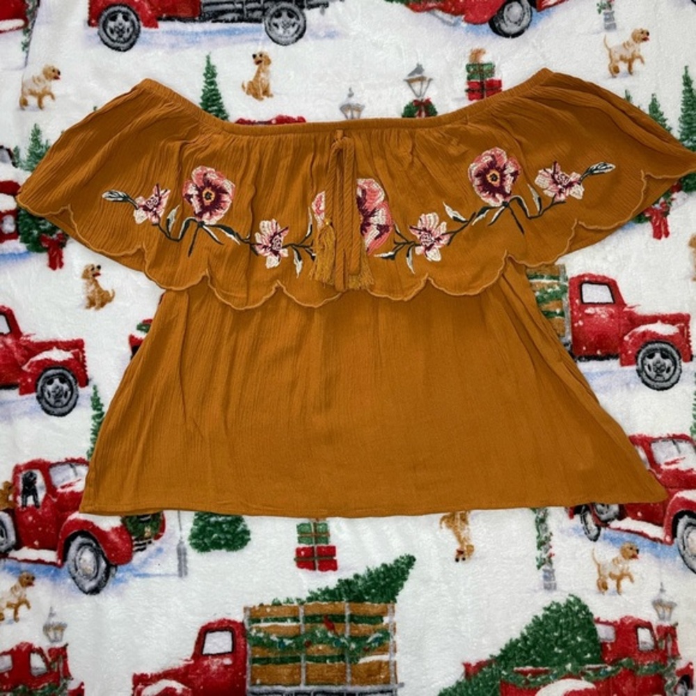 Xhilaration‎ Orange Off the Shoulder Blouse